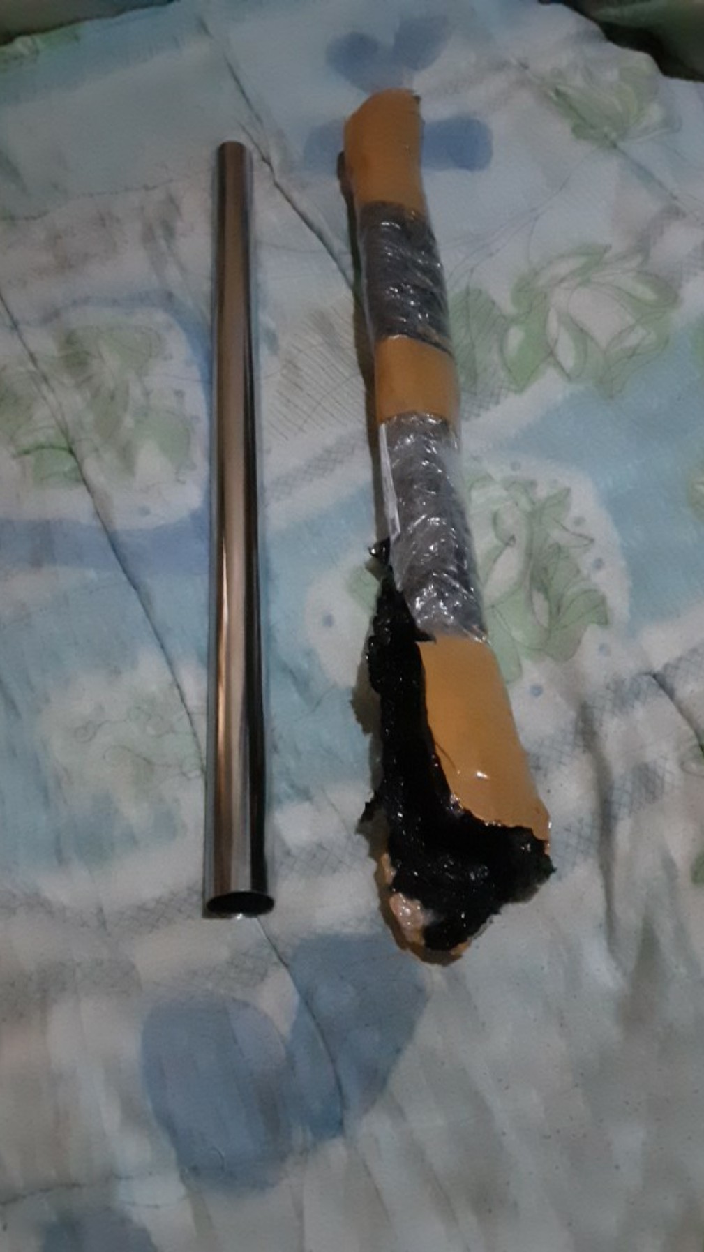 Ukuran 50cm Pipa Besi Bulat Stainless Gantungan Baju Display Reva