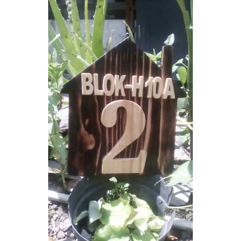 Papan,Tulisan,Nama,Alamat Kayu Jati Belanda/Pinus