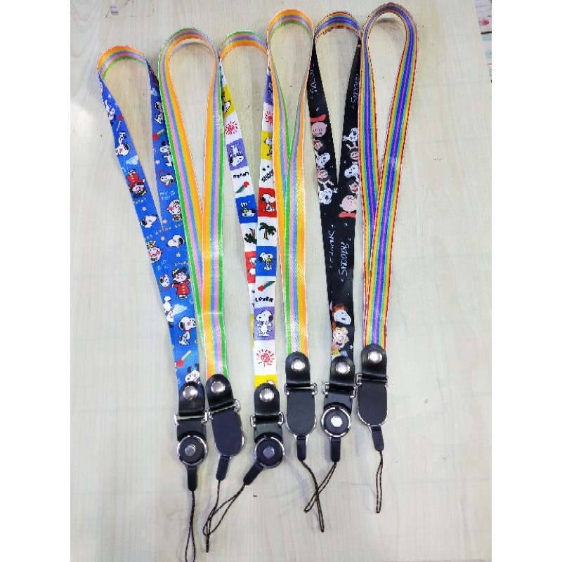 Tali panjang Gantungan HP di leher Motif Snoopy