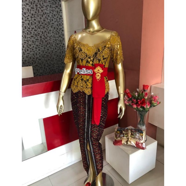 Kebaya modifikasi, kebaya bali modifikasi, kebaya payet, kebaya wisuda