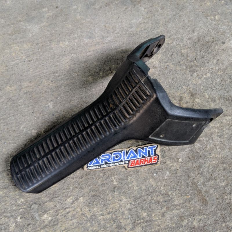 karet legshield sayap astrea star astrea 800 original