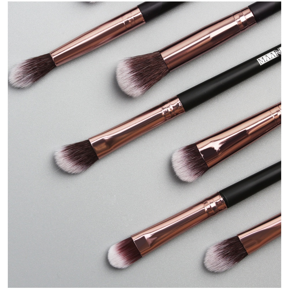 Image of MAANGE Eyeshadow Powder Makeup Brush Set With Bag (13Pcs) #4