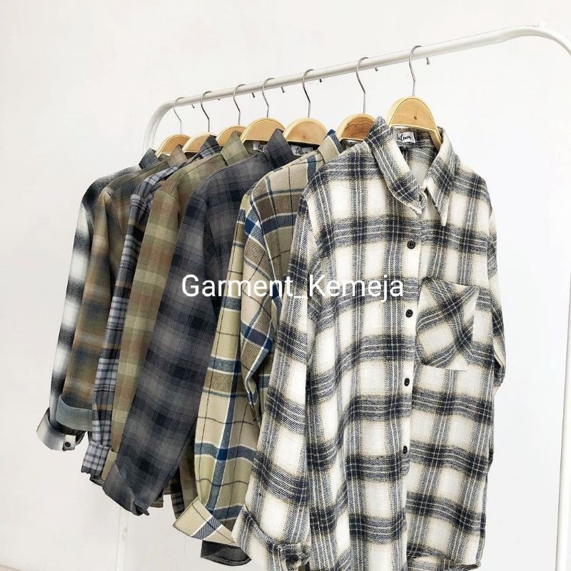 KEMEJA FLANEL WANITA FLANEL SHIRT KUALITAS DISTRO KEMEJA SHIRT WANITA LENGAN PANJANG KEMEJA UNISEX KEMEJA OVER SIZE KEMEJA JUMBO ATASAN WANITA ATASAN PRIA KEMEJA TARTAN KEMEJA KOREA OOTD WANITA  FASHION WANITA KEMEJA CASUAL KEMEJA KOTAK-KOTAK KEMEJA OSLIN