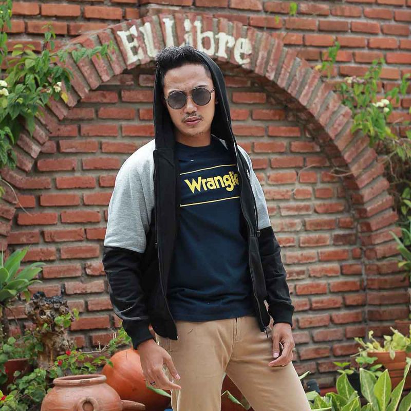 Windbreaker Jaket Pria / Sweater Casual Hoodie Distro Original