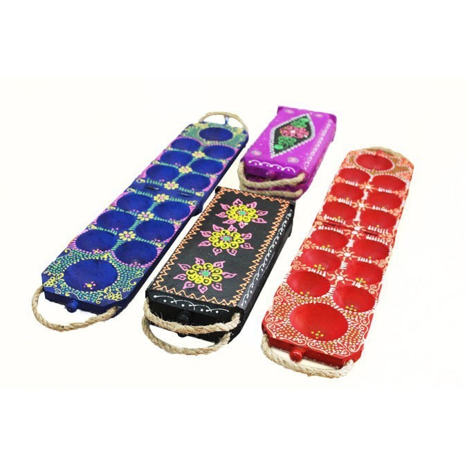 Mainan Anak Tradisional Congklak Kayu Lipat dan Motif biji dari kerang