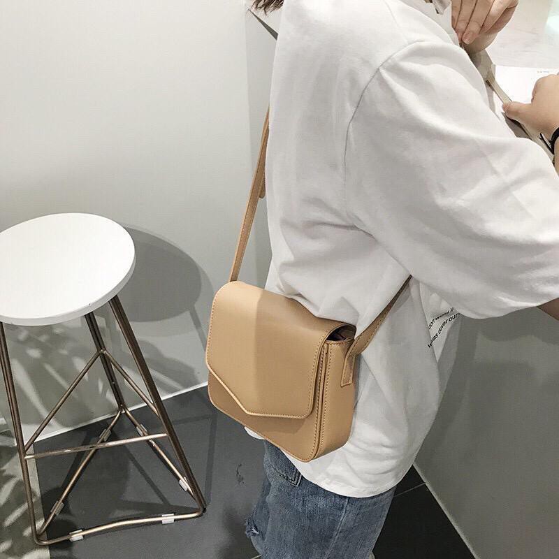Tas selempang Dona Manisee FB05