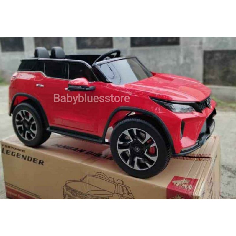 Mainan Mobil Aki Anak TOYOTA FORTUNER LEGENDER M7588 with remote control - Red