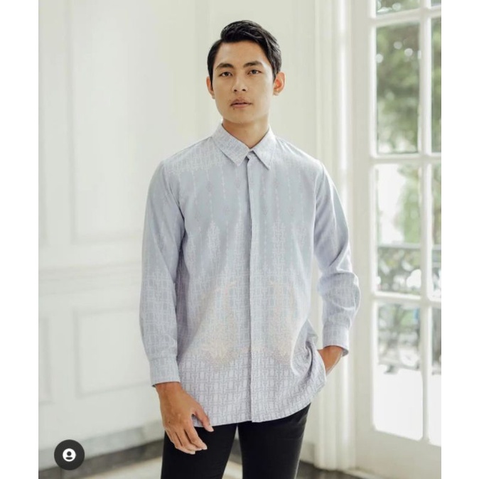 Rayyan shirt blue M by geulis