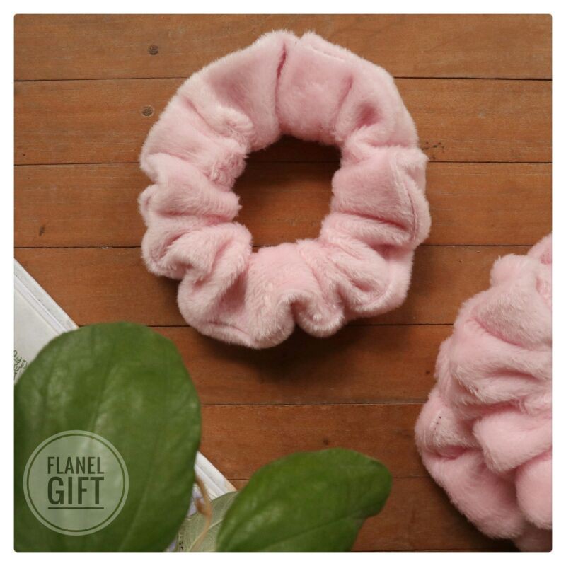 Scrunchie Ikat Rambut Kain Bulu Kain Motif