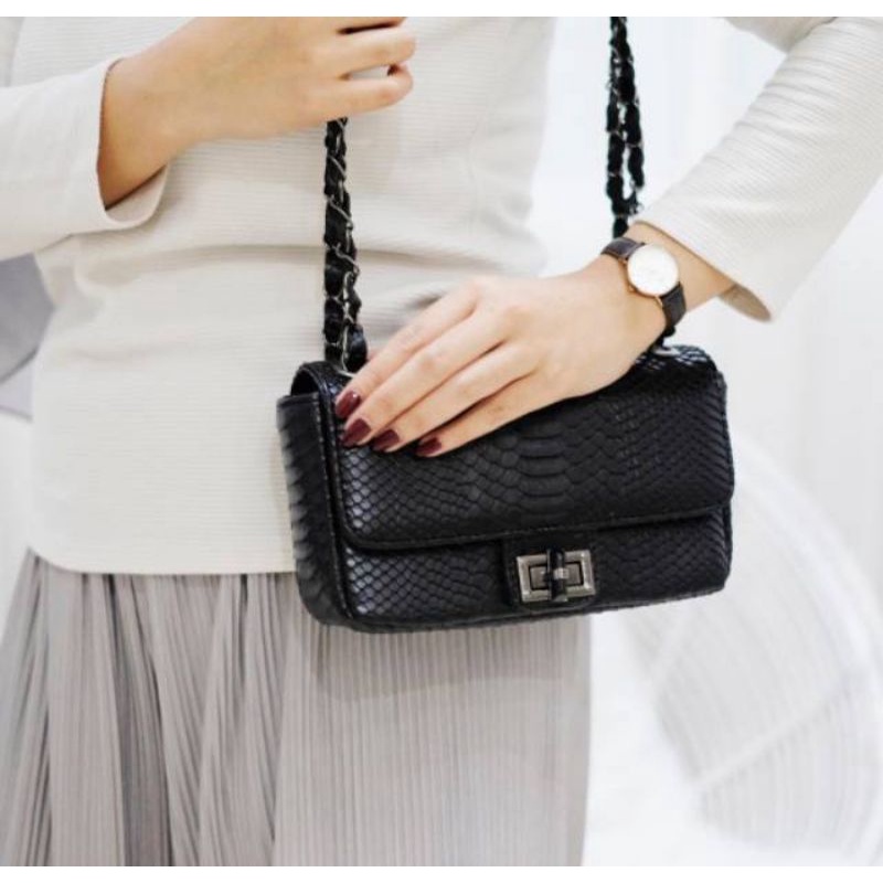 kyra bag local.id preloved