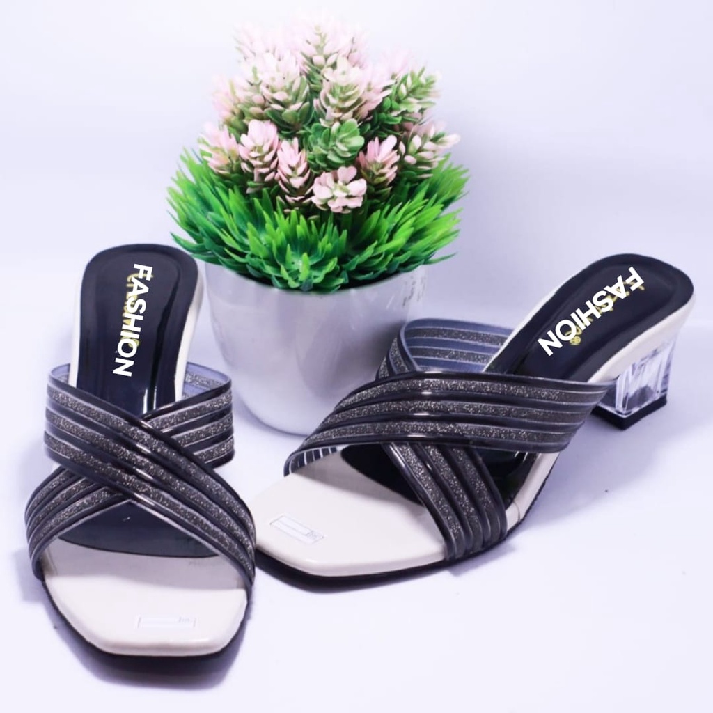 Sandal Wanita Hak Kaca 5CM