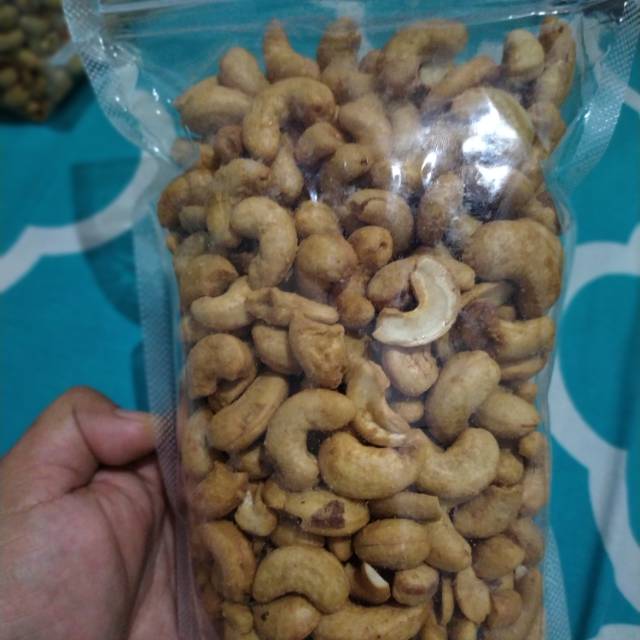 

Kacang mede goreng 500gram