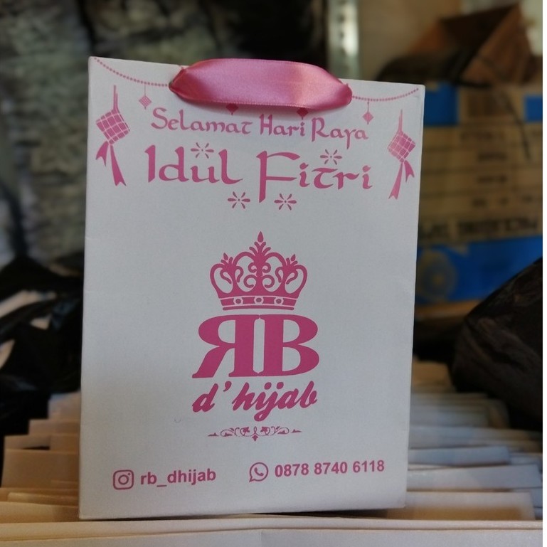 

Paperbag putih tebal P15xL9xT20 cm, Sablon 1 sisi 1 warna, tas, paperbag wedding, paperbag butik