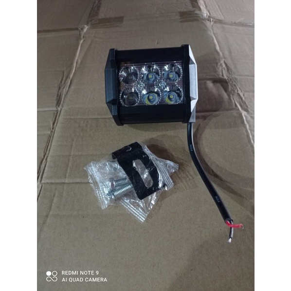 Lampu Tembak Kotak 6 Mata