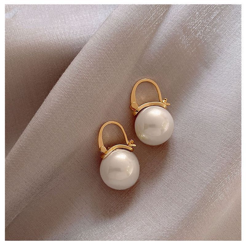 Anting Mutiara Mode Retro Korean Anting Drop Bola Mutiara Dasar Anting Tindik Sederhana-White