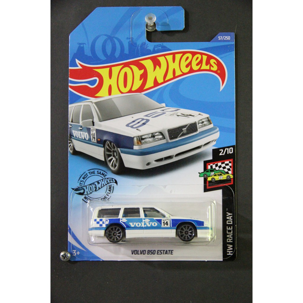 hot wheels crown victoria
