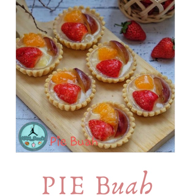 

Pie Buah (Snack Box)