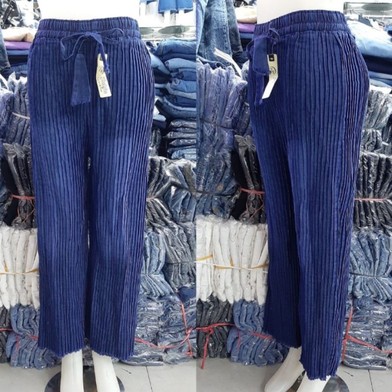 Celana Kulot Plisket Denim Import