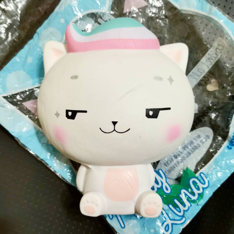 RARE minty luna cat snowball putih luna tabby licensed squishy by cutie creative deffect sale murah