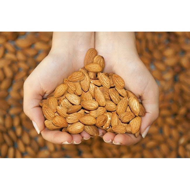 Kacang almond kupas (mentah) 500gr