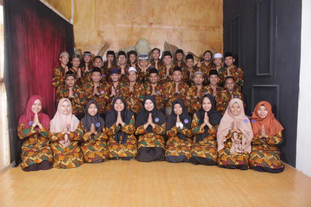 Maura Couple - Sania Ruffle Batik Couple Ori Ndoro Jowi Dnt Garansi Termurah Shopee Selendang Merak