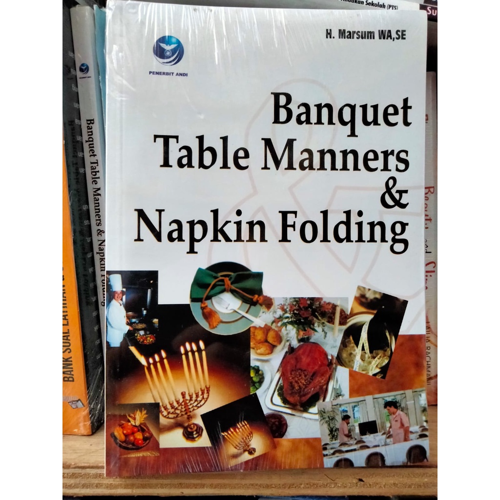 BUKU BERKUALITAS Banquet Table Manners Dan Napkin Folding