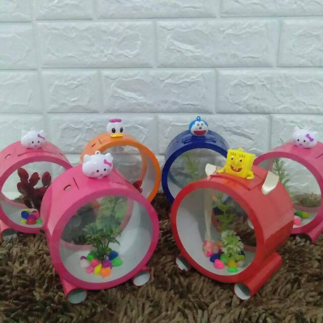 Aquarium mini cupang dengan lampu unik