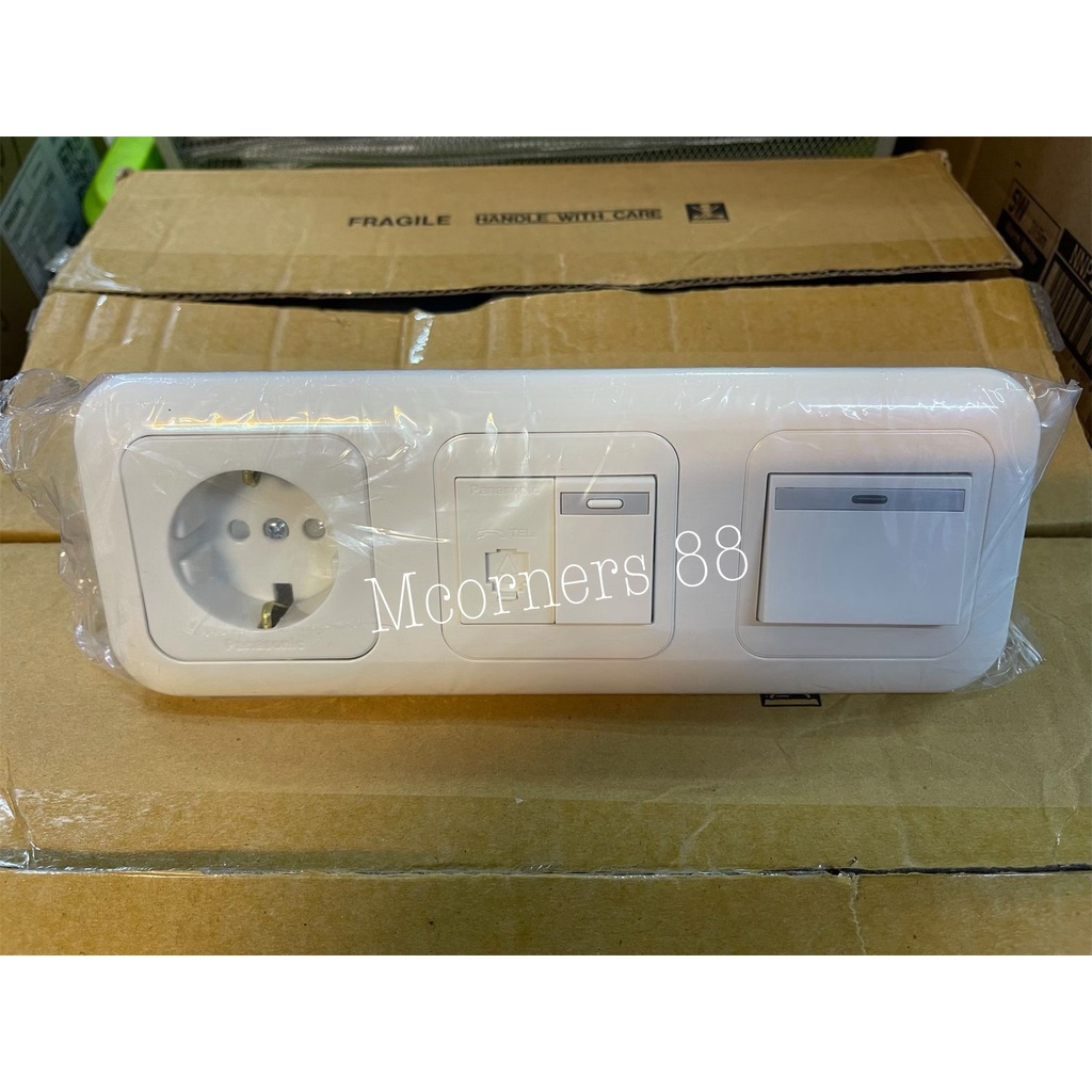 Panasonic Wide Series Stopkontak + Telp + Saklar Engkel + Saklar Engkel Mata Besar Lampu