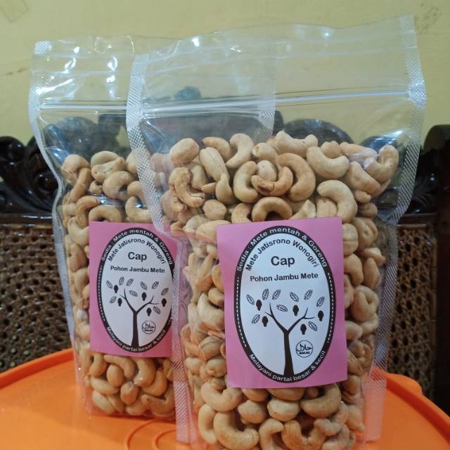 

Kacang Mete Super Wonogiri Kemasan 500 Gram Rasa Bawang Pasti Gurih