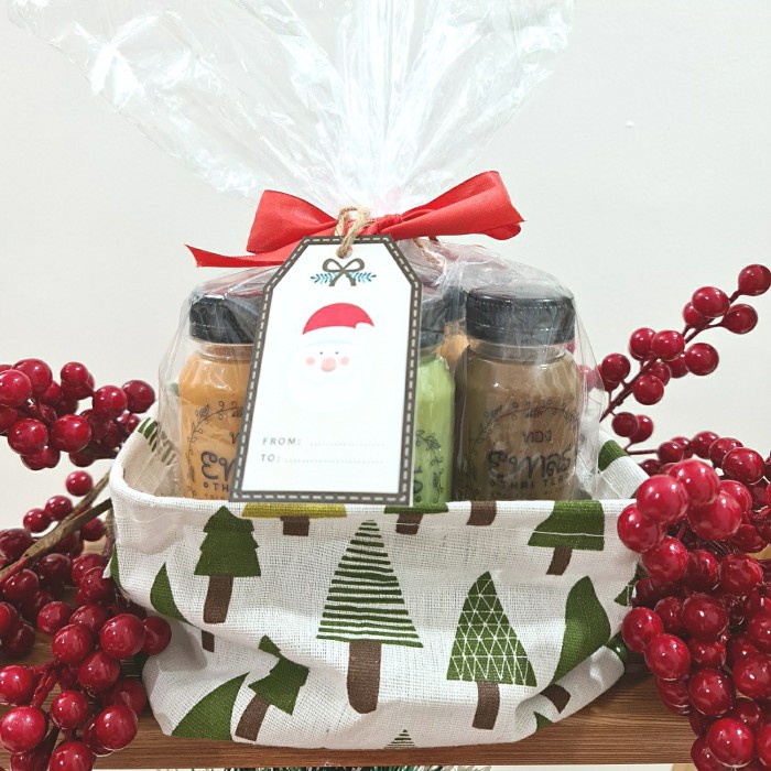 

Christmas - Hampers Christmas Emas Thai Tea