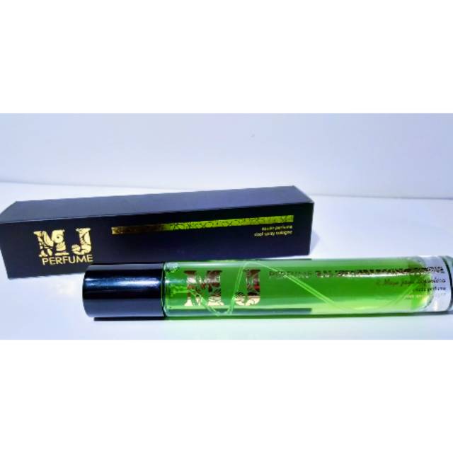 MJ Parfume Aigner debut