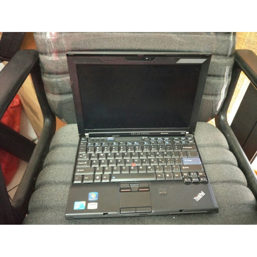 Lenovo thinkpad x201.. core i5-2,4ghz/4/250/cam/wifi/12"/mulus/bat OK