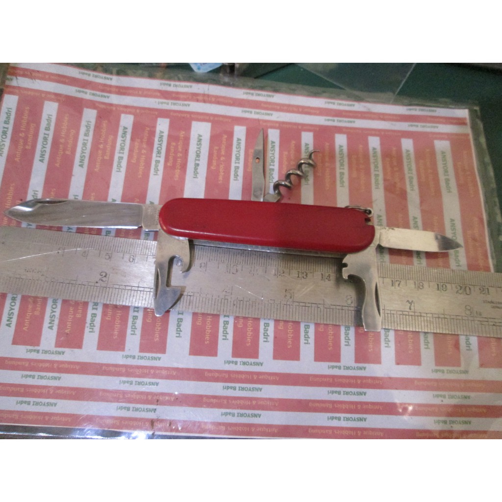 pisau lipat victorinox original iklan i053