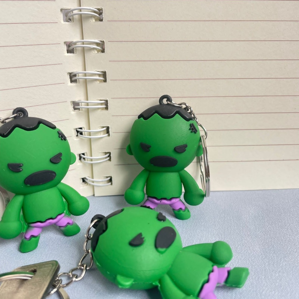 GANTUNGAN KUNCI SUPERHERO HULK IMUT LUCU KEYCHAIN SOUVENIR HARGA MURAH KARAKTER HERO HULK HIJAU KUALITAS PREMIUM ONLY