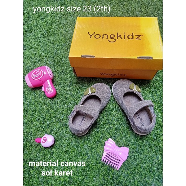SEPATU ANAK PEREMPUAN PL YONGKIDZ