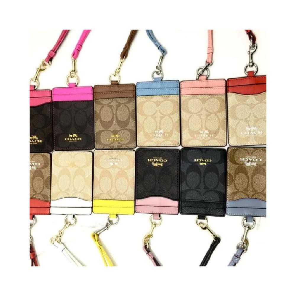 

Coach ID Lanyard Signature