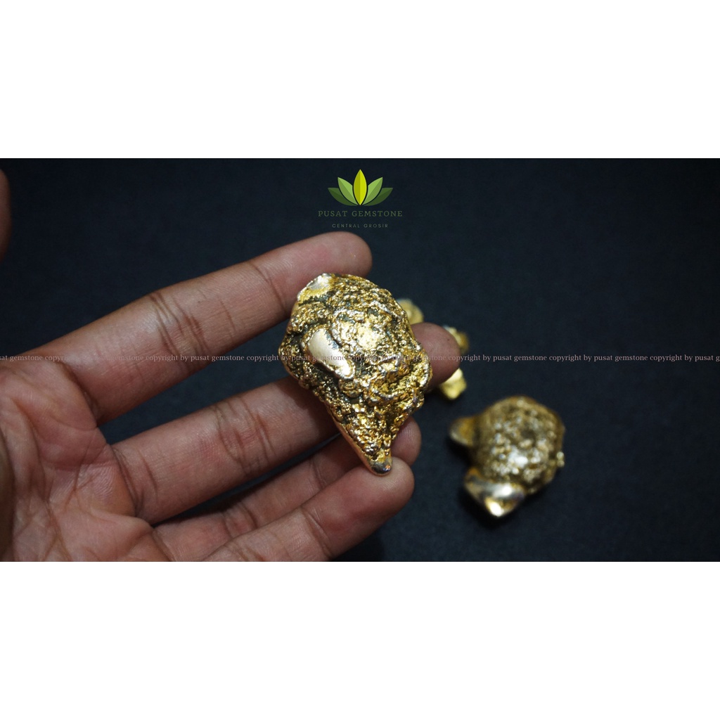 Batu Pirit (Pyrite) Natural