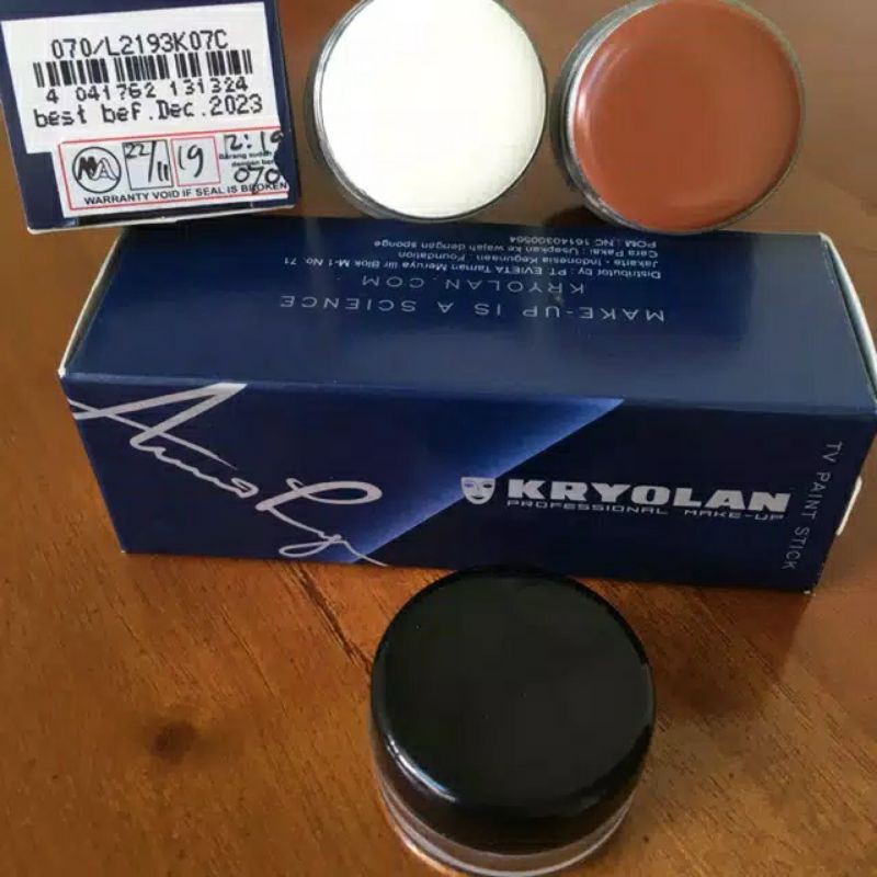 

KryolanStickShareInJar