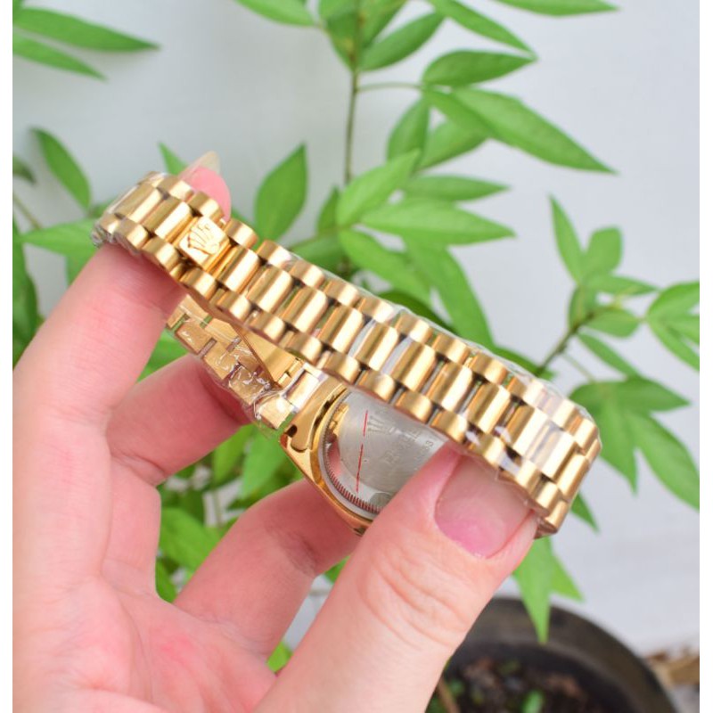 Jam Rolex wanita rantai stainless steel chrome warna gold + free gelang (model random)