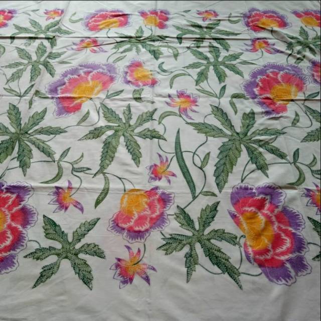 Kain Batik Pekalongan proses cap motif Bunga dan Burung uk.panjang kain 2.5M