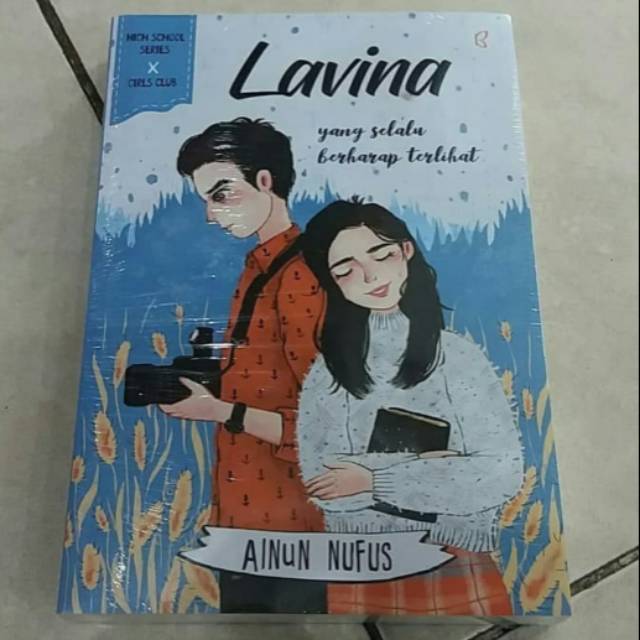 NOVEL LAVINAPenulis : AINUN NUFUS