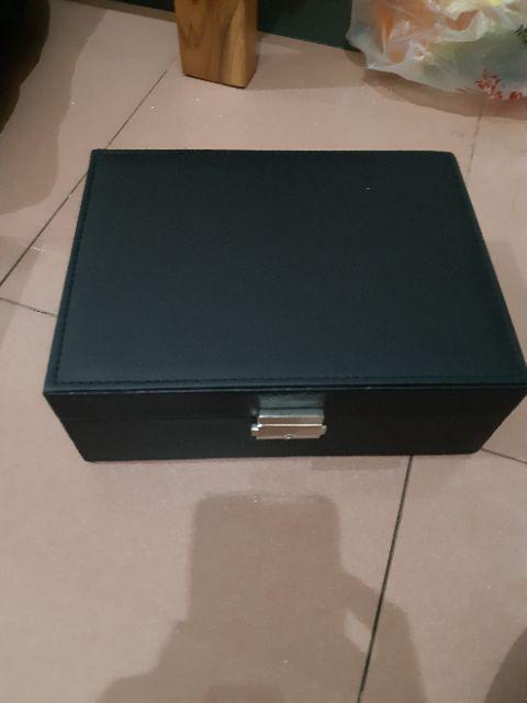 Box Perhiasan / Tempat Penyimpan Perhiasan Cincin/gelang/anting-anting