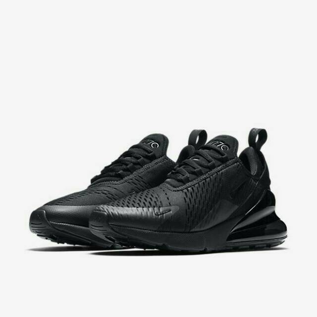 Nike Airmax 270 Triple Black