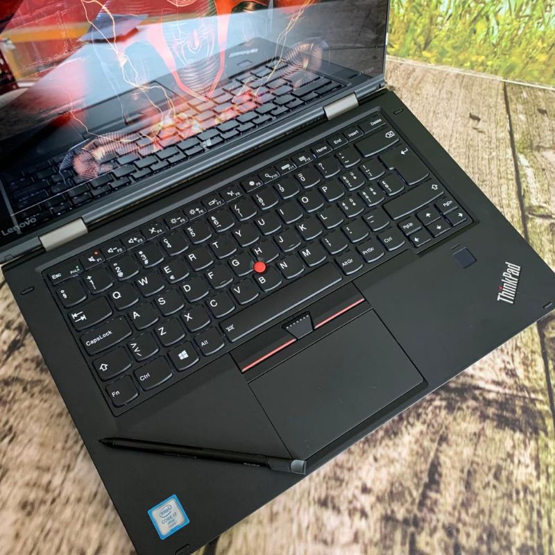 Laptop 2 in 1 Lenovo Thinkpad X1 Yoga Intel Core i7 Gen 6 TOUCHSCREEN Flip 360° MURAH