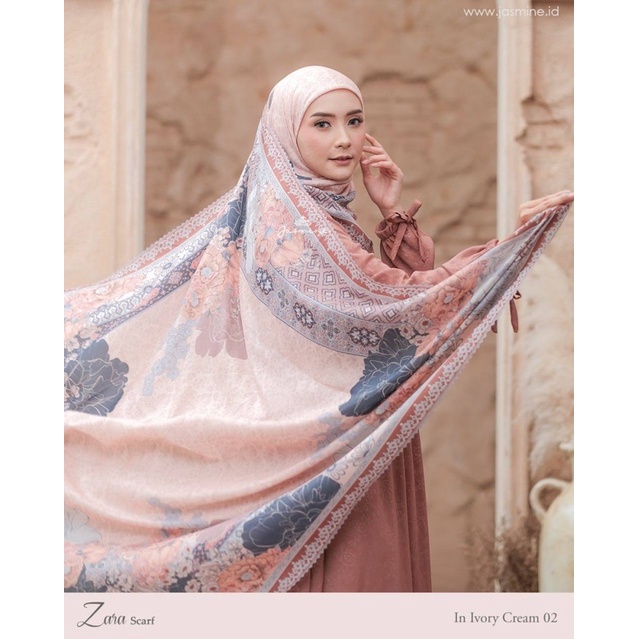 Zara Scarf Jilbab Segi Empat Voal Motif by Jasmine