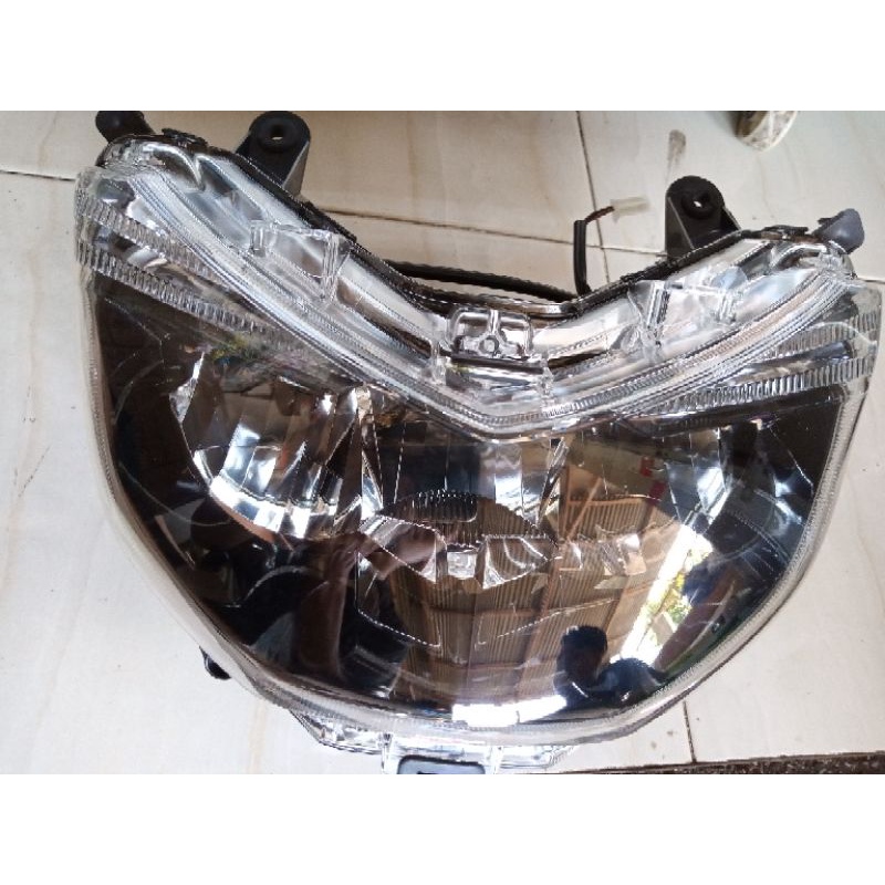 refektor lampu depan nmax old original