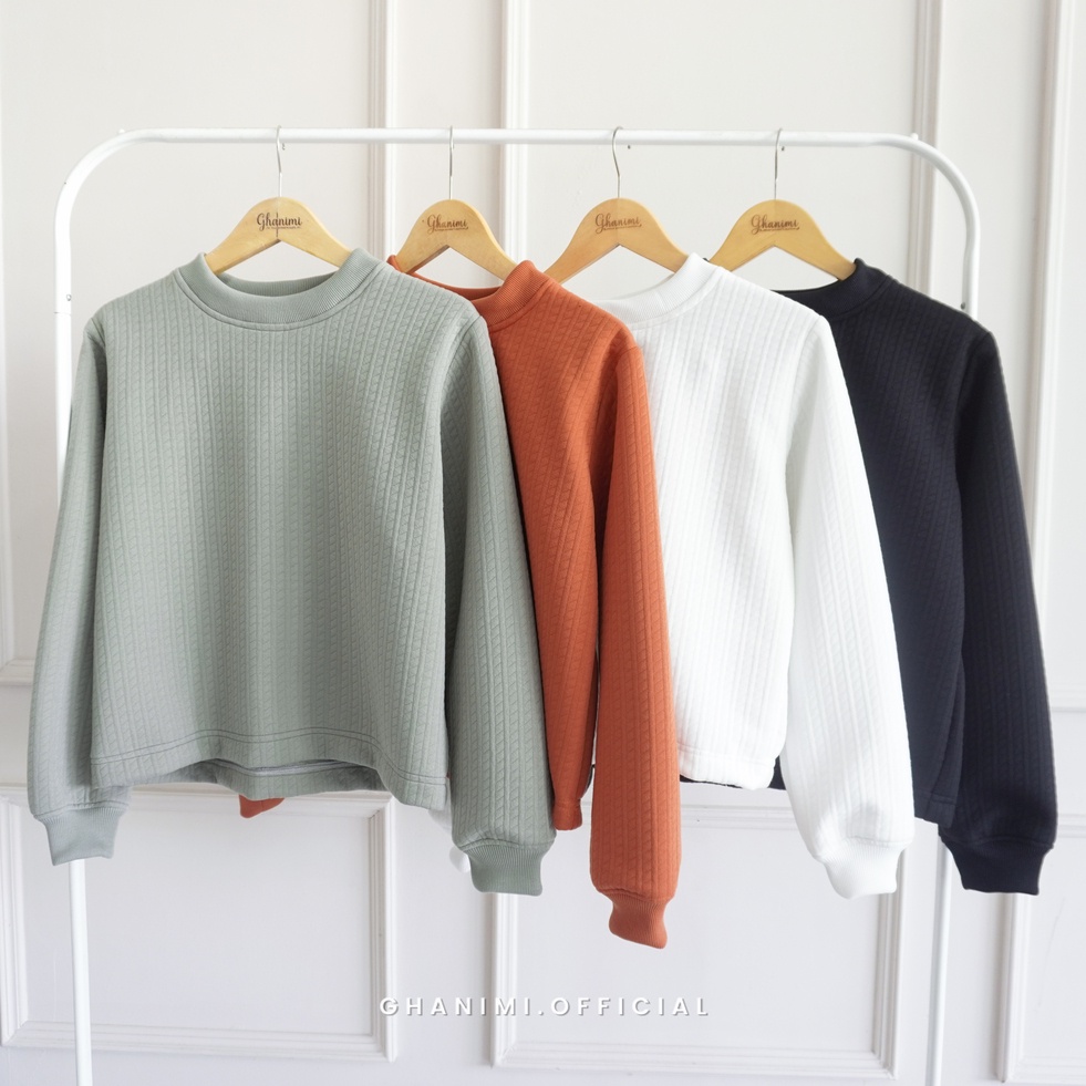 Ghanimi - Greta Sweater / Crewneck Polos / Sweater Polos / Sweater Knit / Sweater Crop Top / Crop Top Polos / Baju hangat / Baju Casual / Sweater casual