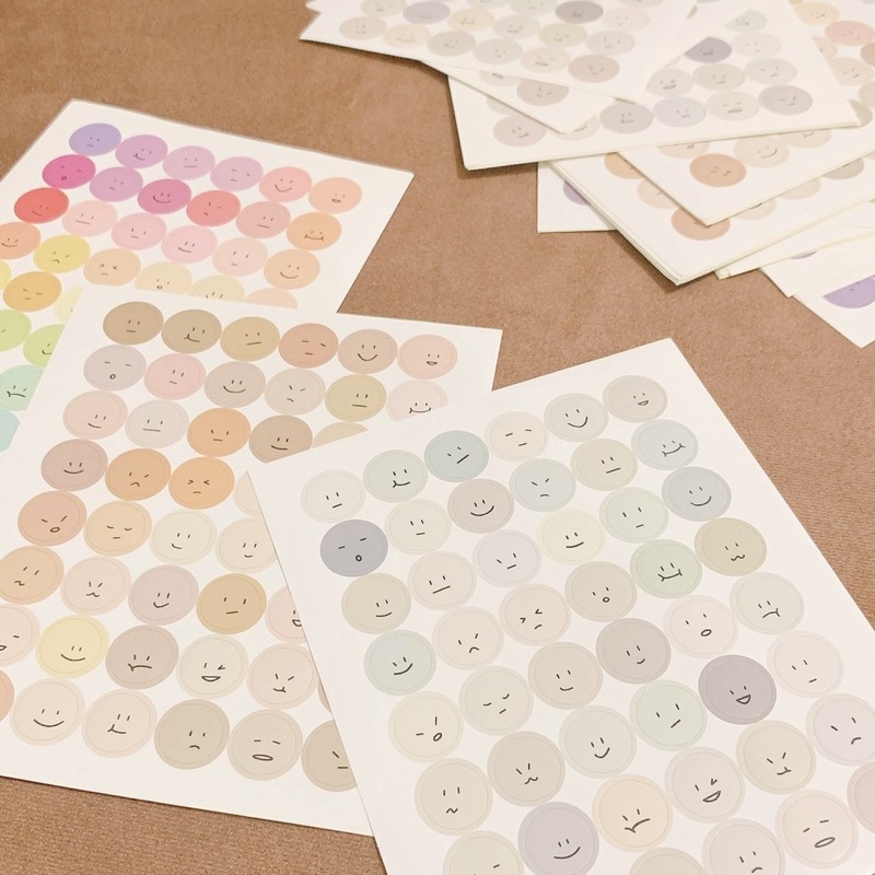 

Smiley Face Stickers | Stiker Bulat Lucu untuk Journal Scrapbook