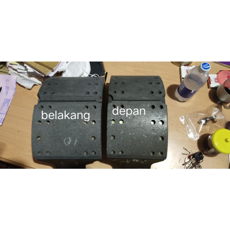Brake shoe Quester sepatu rem depan Quester untuk all Nissan Quester