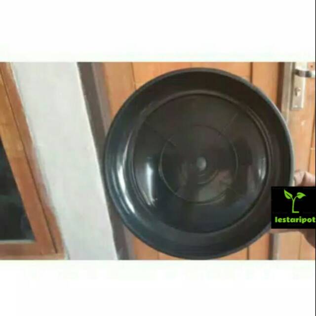 Tatakan alas pot 35cm untuk pot 35cm warna hitam